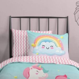 Kinderbeddengoed met regenboog en eenhoornmotief